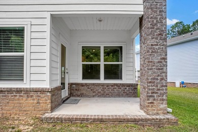Ready to move in, this home is conveniently located just moments - photo 39