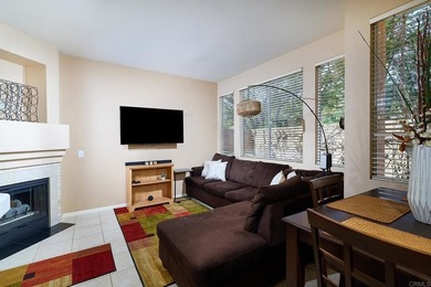 Welcome to this 3 bedroom, 2.5 bath detached townhome in the - photo 7