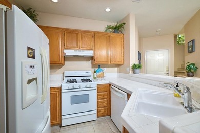 Welcome to this 3 bedroom, 2.5 bath detached townhome in the - photo 10