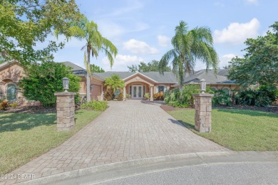 (private lake, pond, creek) Home For Sale in Ormond Beach Florida