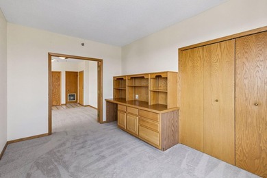 Perched on the 38th floor of Airye Tower, this spacious - photo 10