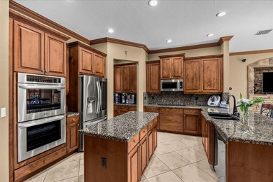 A beautifully designed home in the sought-after Worthington - photo 11