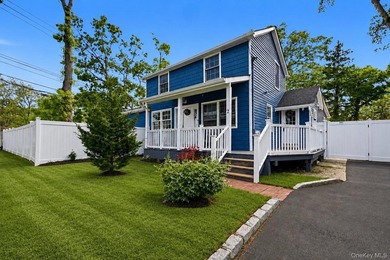 Welcome to this exquisitely renovated 2024 Colonial, where - photo 2
