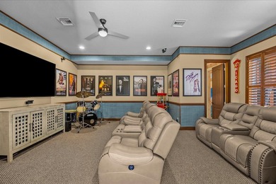 A beautifully designed home in the sought-after Worthington - photo 24