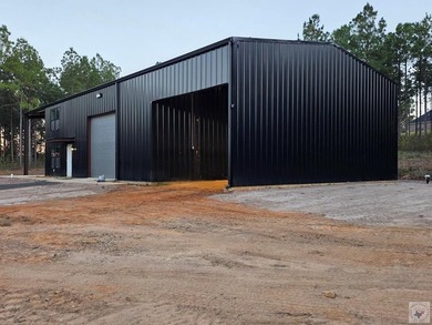 Rare opportunity to own a truly unique, immaculate shop property - photo 5