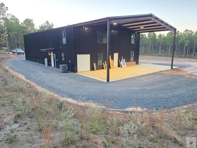 Rare opportunity to own a truly unique, immaculate shop property - photo 6