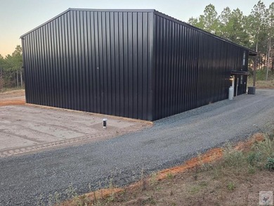 Rare opportunity to own a truly unique, immaculate shop property - photo 8