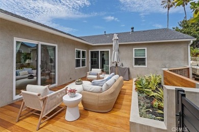 Experience the perfect blend of timeless design, modern comfort - photo 30