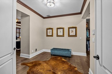 A beautifully designed home in the sought-after Worthington - photo 32