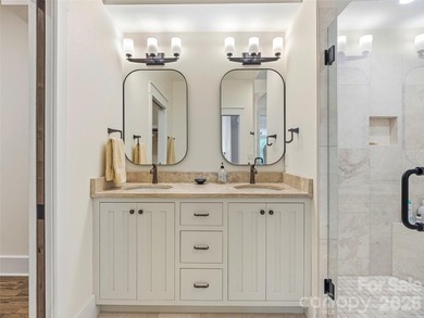 Rarely does a home of this caliber become available in Lakeview - photo 38