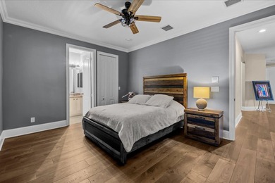 A beautifully designed home in the sought-after Worthington - photo 42