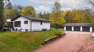 McDill Pond Home For Sale in Stevens Point Wisconsin