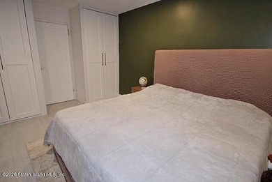 STUNNING THE FOUNTAINS-Clove road Modern sophistication and - photo 18