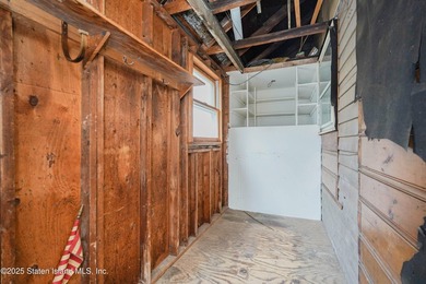 CHARMING FULLY DETACHED HOME IN PORT RICHMOND - VACANT & READY - photo 21