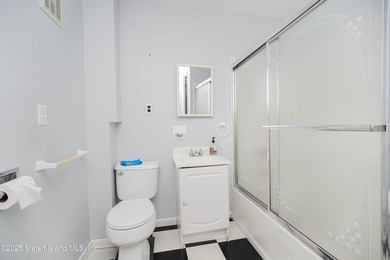 CHARMING FULLY DETACHED HOME IN PORT RICHMOND - VACANT & READY - photo 24