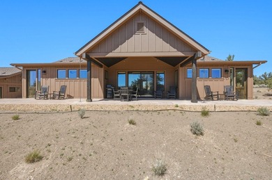 Modern luxury meets high desert serenity in this 4-Primary - photo 25