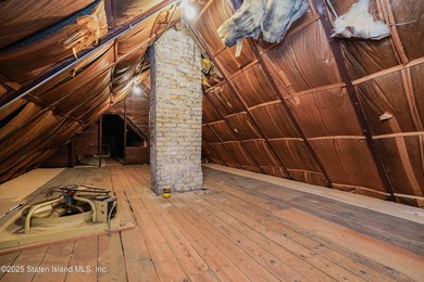 CHARMING FULLY DETACHED HOME IN PORT RICHMOND - VACANT & READY - photo 28
