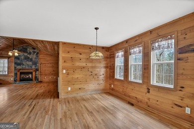 Less than a mile from Carters Lake, this charming mountain