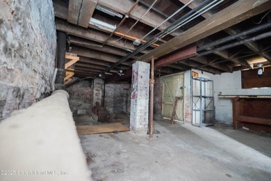 CHARMING FULLY DETACHED HOME IN PORT RICHMOND - VACANT & READY - photo 30