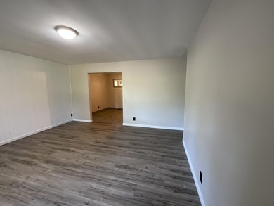 Discover the convenience and opportunity this spacious Somerset