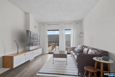 Hudson River Condo For Sale in Union City New Jersey