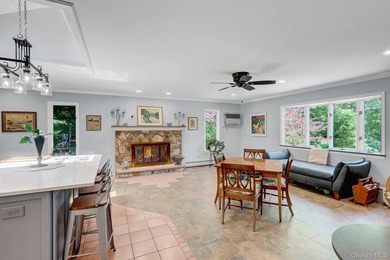 Priced To Sell! Immaculate and charming expanded Cape set on 1.5 - photo 9
