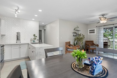 Move in worry-free - seller is gifting buyers a 1-Year Home - photo 1