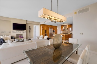 Experience the ultimate luxury lifestyle in this 2-bedrooms + 2 - photo 5