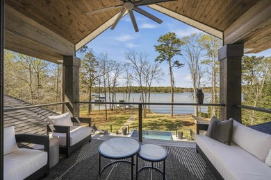 Welcome to this stunning lakefront home in the gated community - photo 20