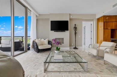 Experience the ultimate luxury lifestyle in this 2-bedrooms + 2 - photo 10