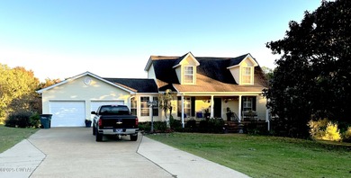 Lakewood Lake Home Sale Pending in Dyersburg Tennessee