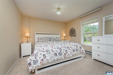 Back on the market - no fault of the seller - buyer's financing - photo 24