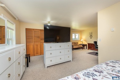 Back on the market - no fault of the seller - buyer's financing - photo 25