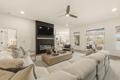 Welcome to this stunning lakefront home in the gated community - photo 41