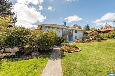 Back on the market - no fault of the seller - buyer's financing - photo 46