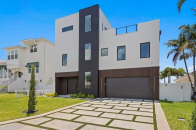 Lake Home For Sale in Other City - In The State Of Florida, Florida