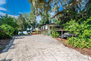 Lake Home For Sale in Melrose, Florida