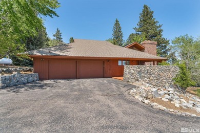 Step into mountain luxury with this exceptional 3-bedroom, 2 - photo 5