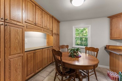 3 bedroom 1 1/2 bath brick rancher with attached carport and - photo 12