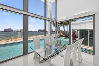 Rare opportunity to own one of only 10 exclusive estates along - photo 23