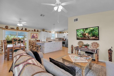 A beautifully kept home with amazing views of the Gulf, and easy - photo 27