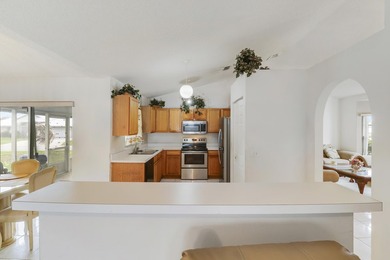 Beautiful 4-bedroom, 2-bath home located in the desirable - photo 8