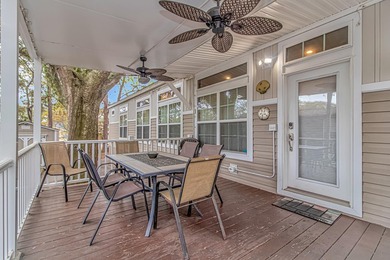 This very open and spacious 3 Bedroom, 2 Bath beach house is - photo 2