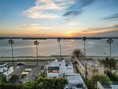 Welcome to your DREAM HOME on Riviera Drive, perfectly - photo 4