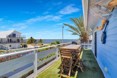 A beautifully kept home with amazing views of the Gulf, and easy - photo 45