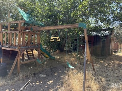 Investor opportunity in the heart of Lake Isabella! Situated on - photo 3