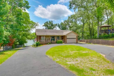 Lake Home For Sale in Hot Springs, Arkansas