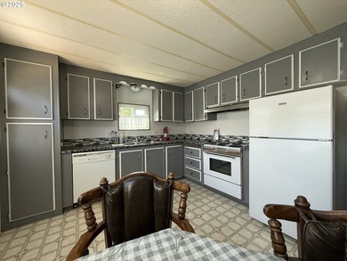 FLOORING and APPLIANCE CREDIT or Hold Back of with Full Price - photo 10
