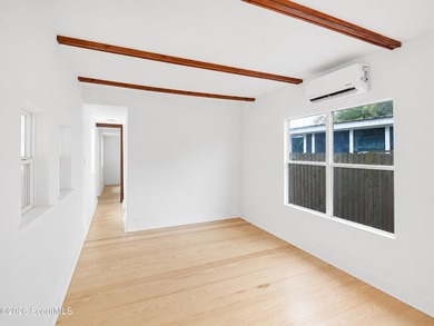 Charming 1-Bedroom Remodeled Trailer in St. Simons Mobile Home - photo 11