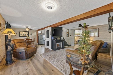 Lakeview Cottage in Whiskey Bay on Lake Malone! 2 lots! - photo 12